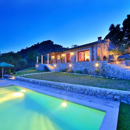 La Salve D'alt By Sealand Country house Pollenca